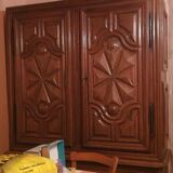 Louis XIII style wardrobe in solid walnut