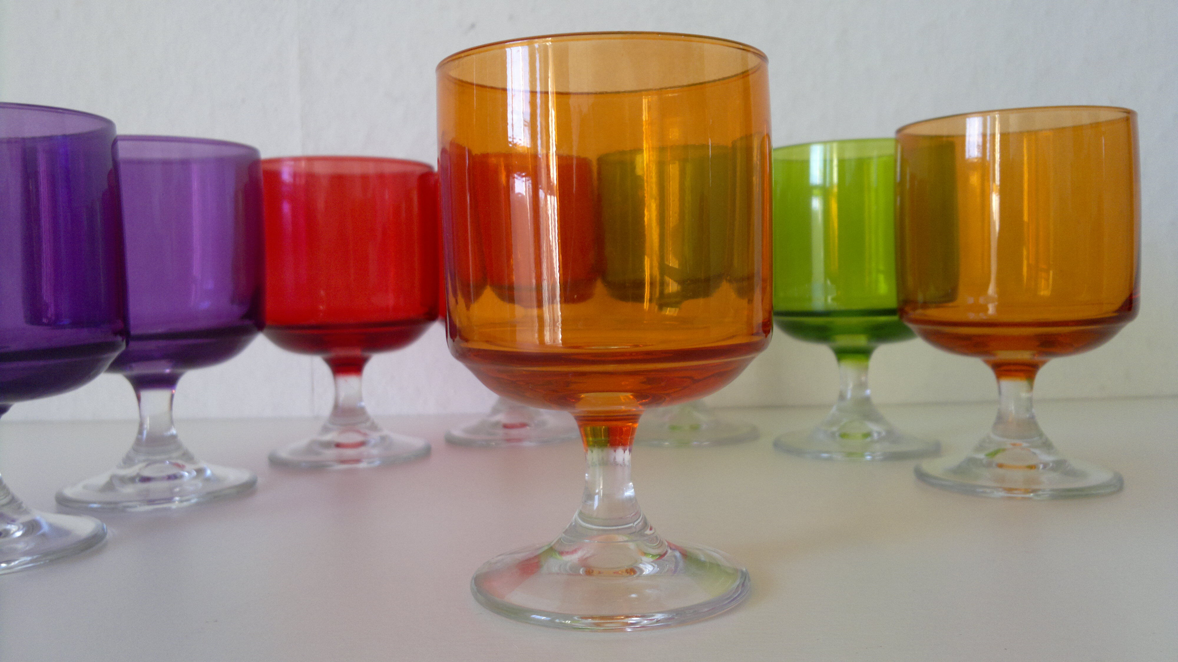 Lot of eight glasses vintage