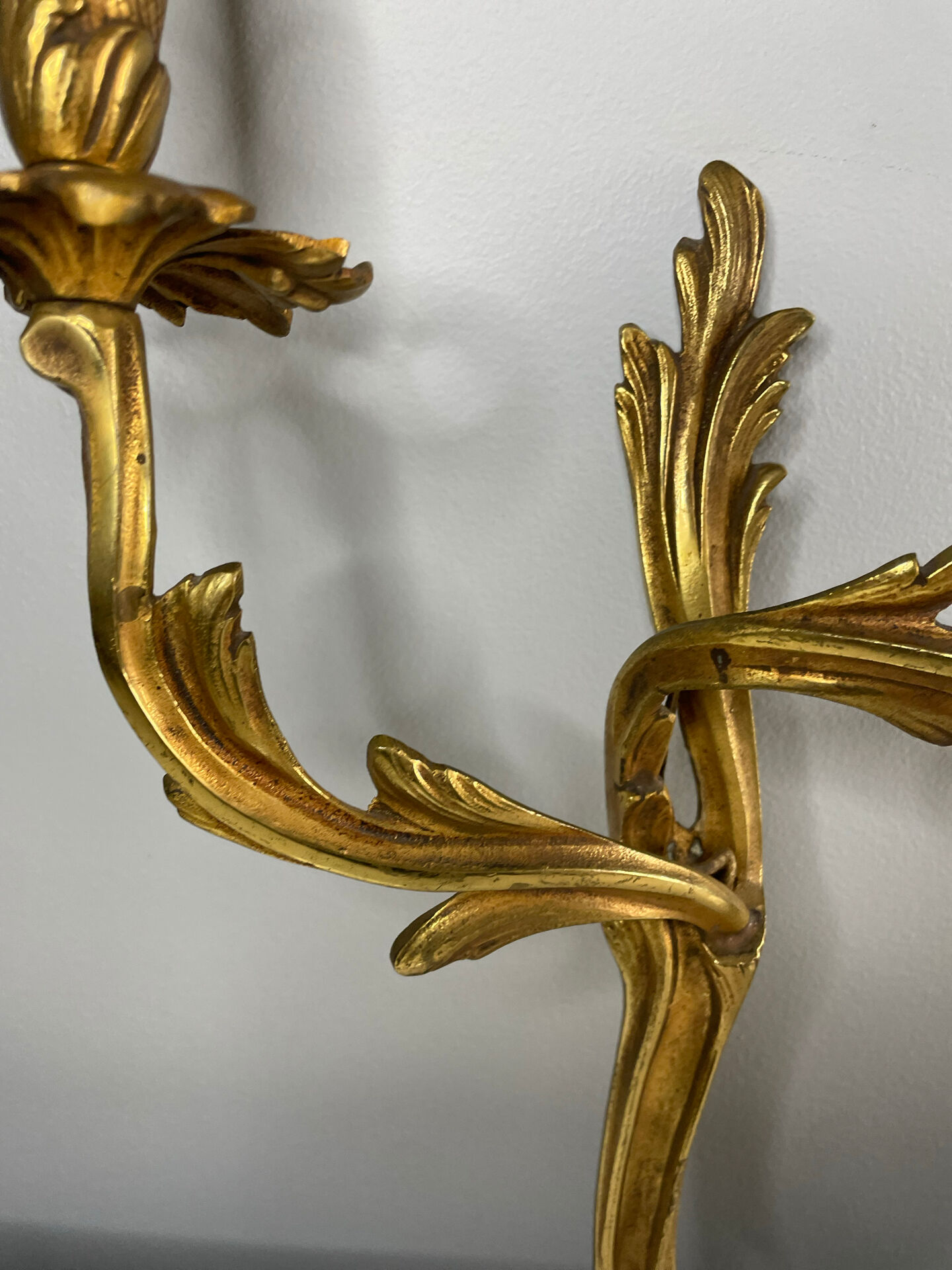 2 antique wall sconces in gilded bronze, Louis XV style