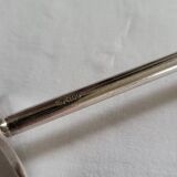6 Silver metal knife holders
