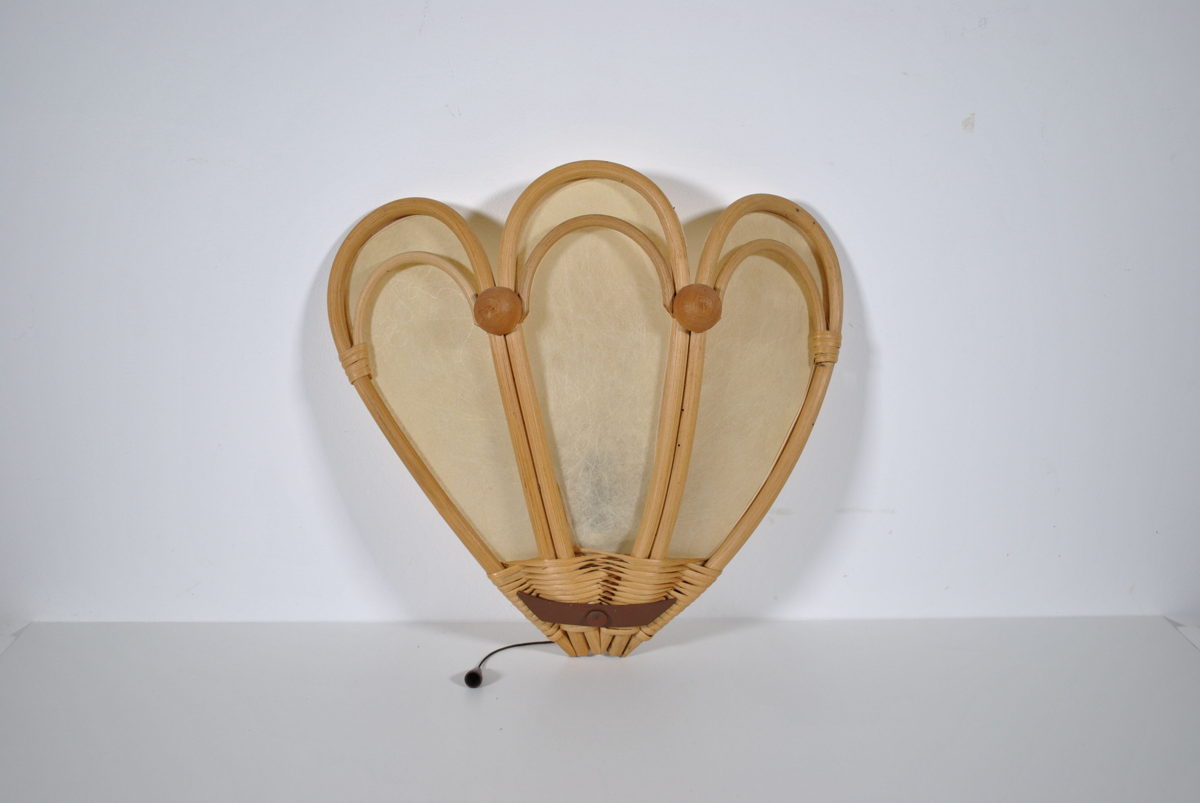 Rattan wall lamp 1970