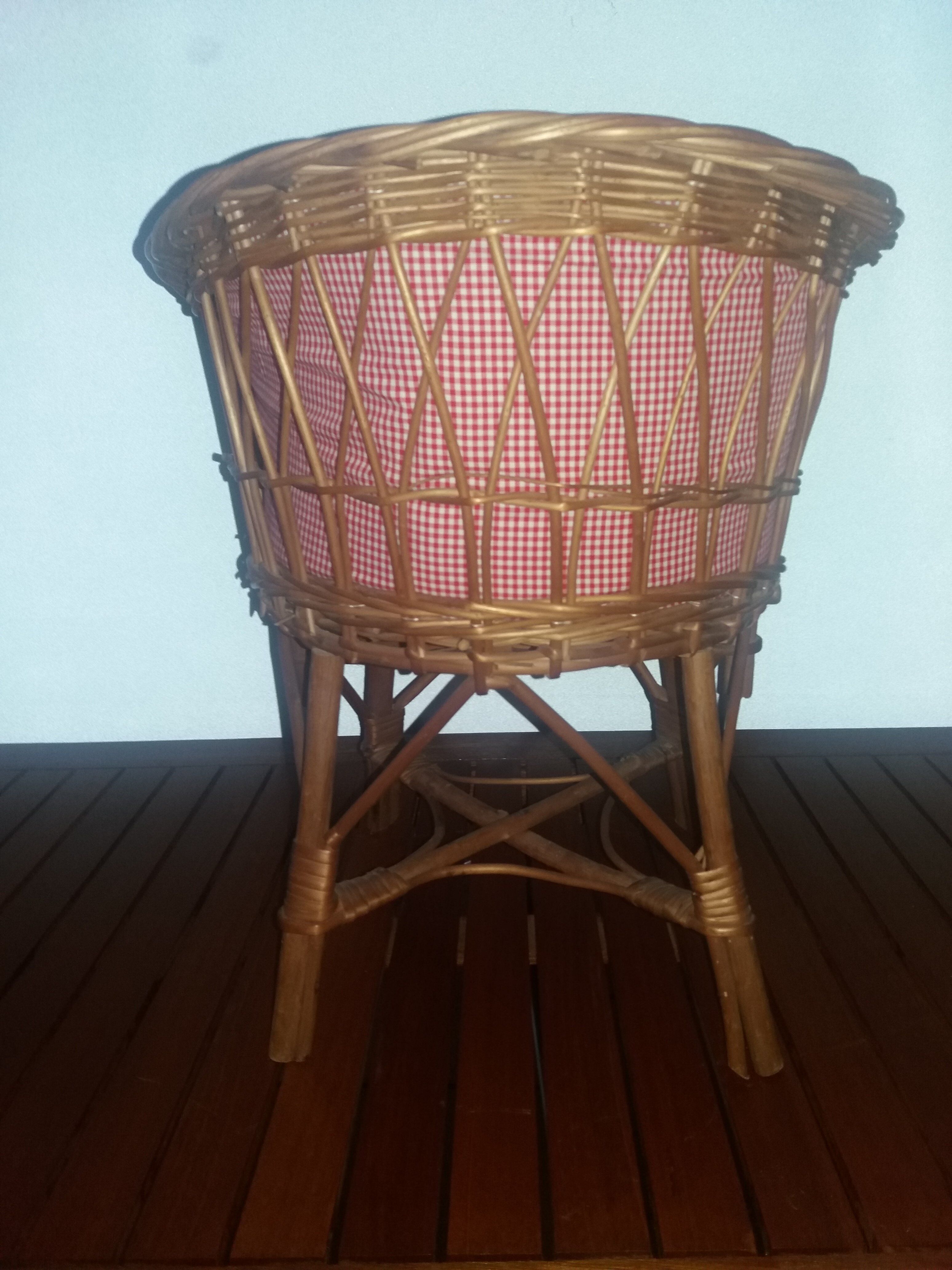 Rattan and wicker child chair