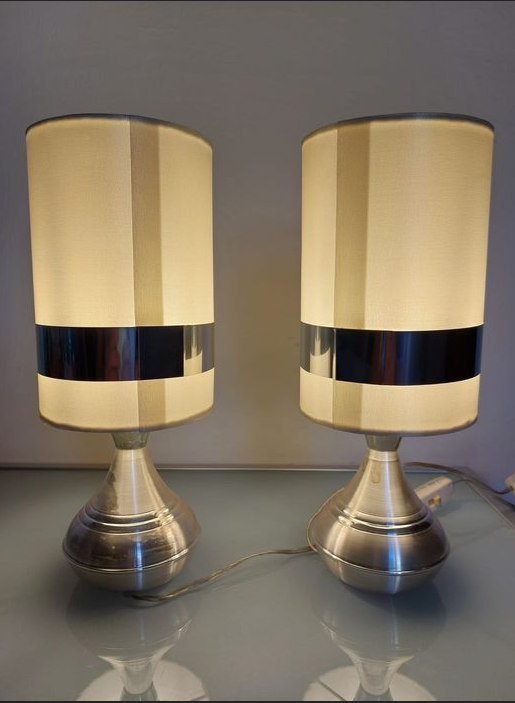 Pair of space-age lamps in aluminum and fabric from the 1970s - 1980s