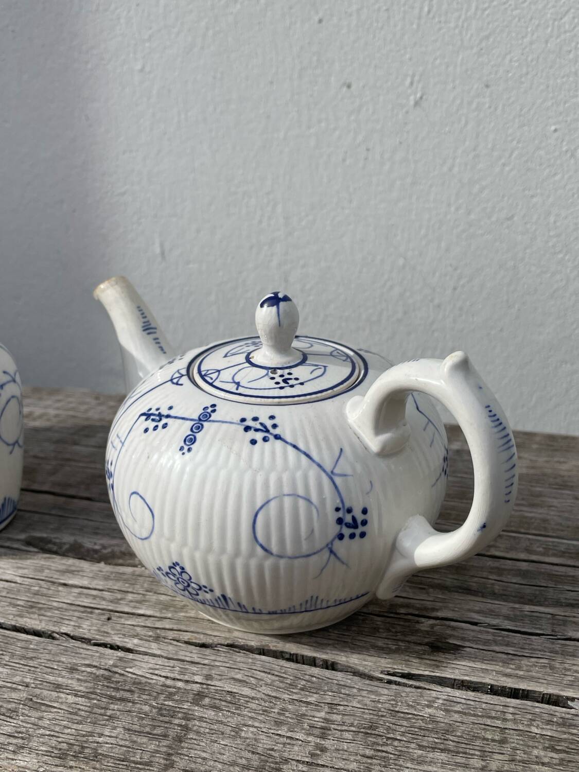 Antique Digoin Sarreguemines blue and white tea set