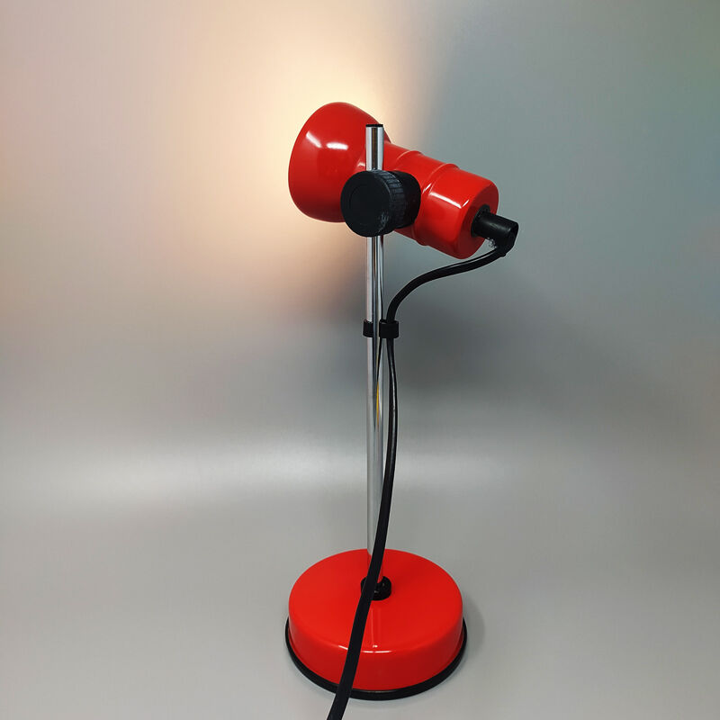 1970s red table lamp by Veneta Lumi