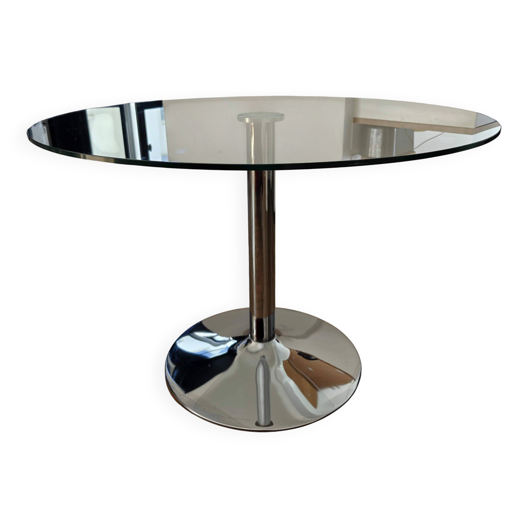 Kavehome glass and chrome dining table