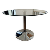 Table à manger en verre et en chrome Kavehome