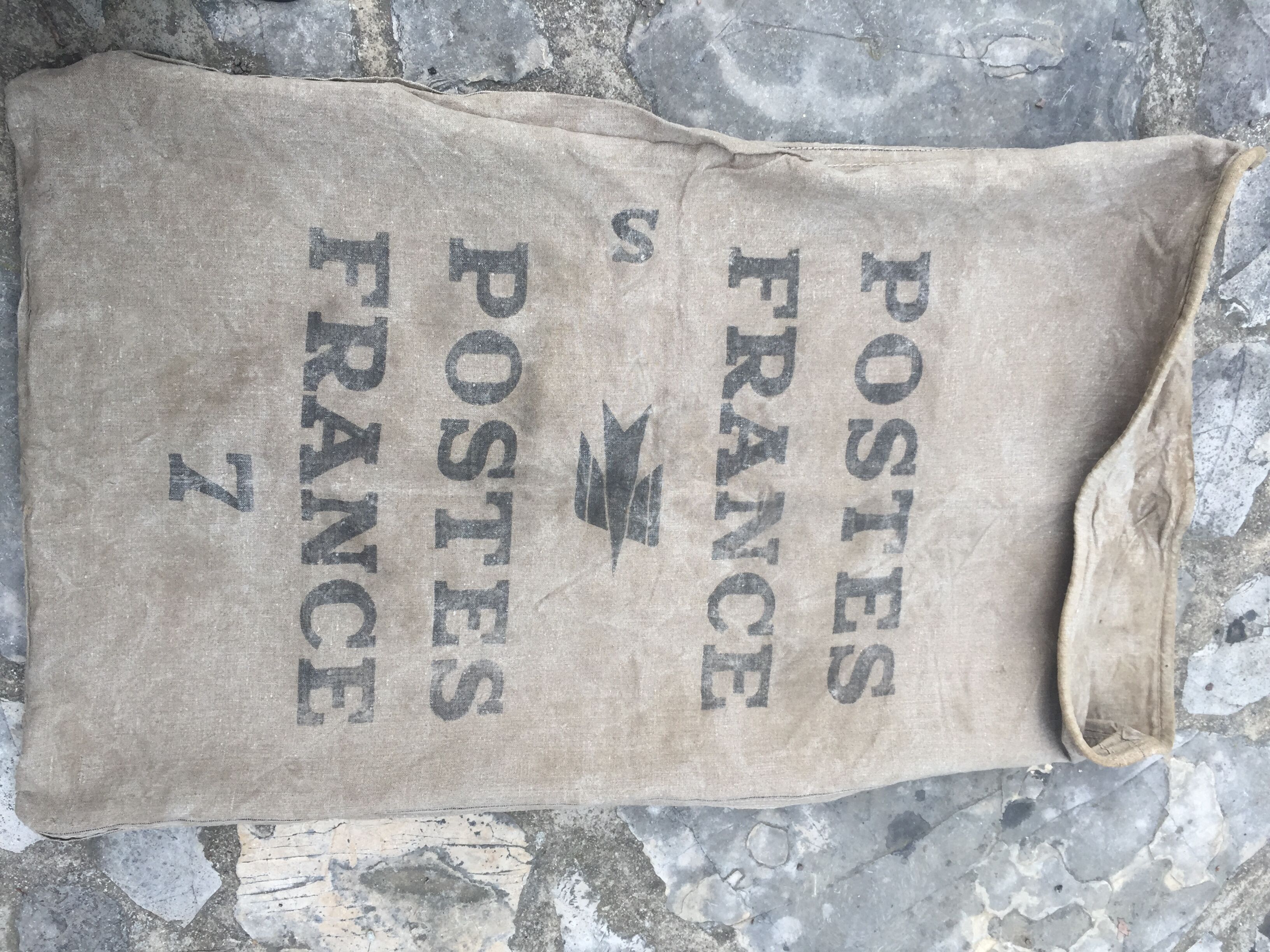 Linen post bag