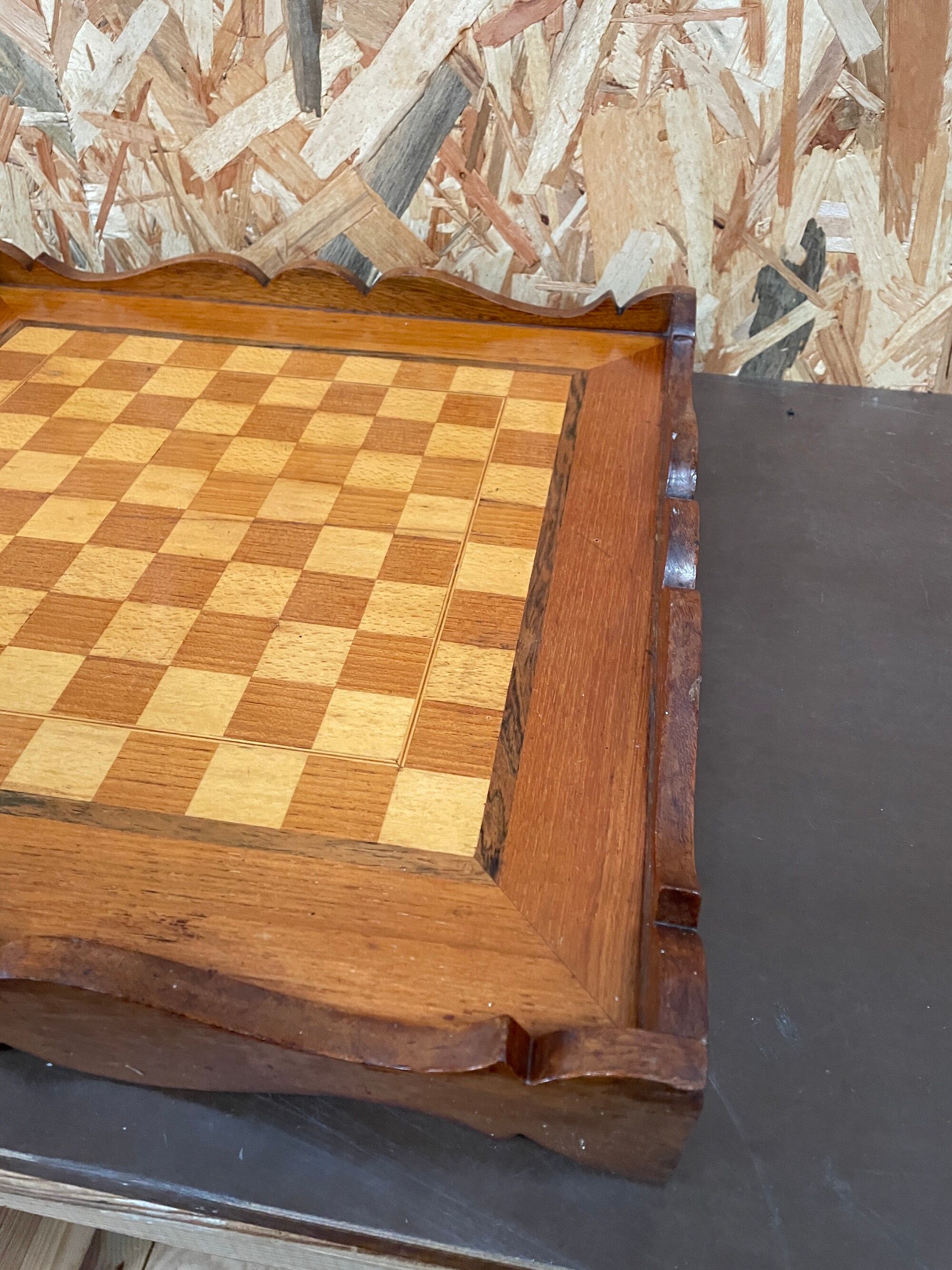 Échiquier en marqueterie