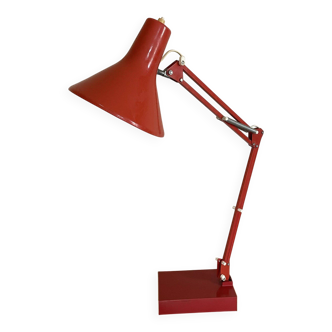 Articulated architect's lamp