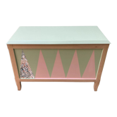 Toy box