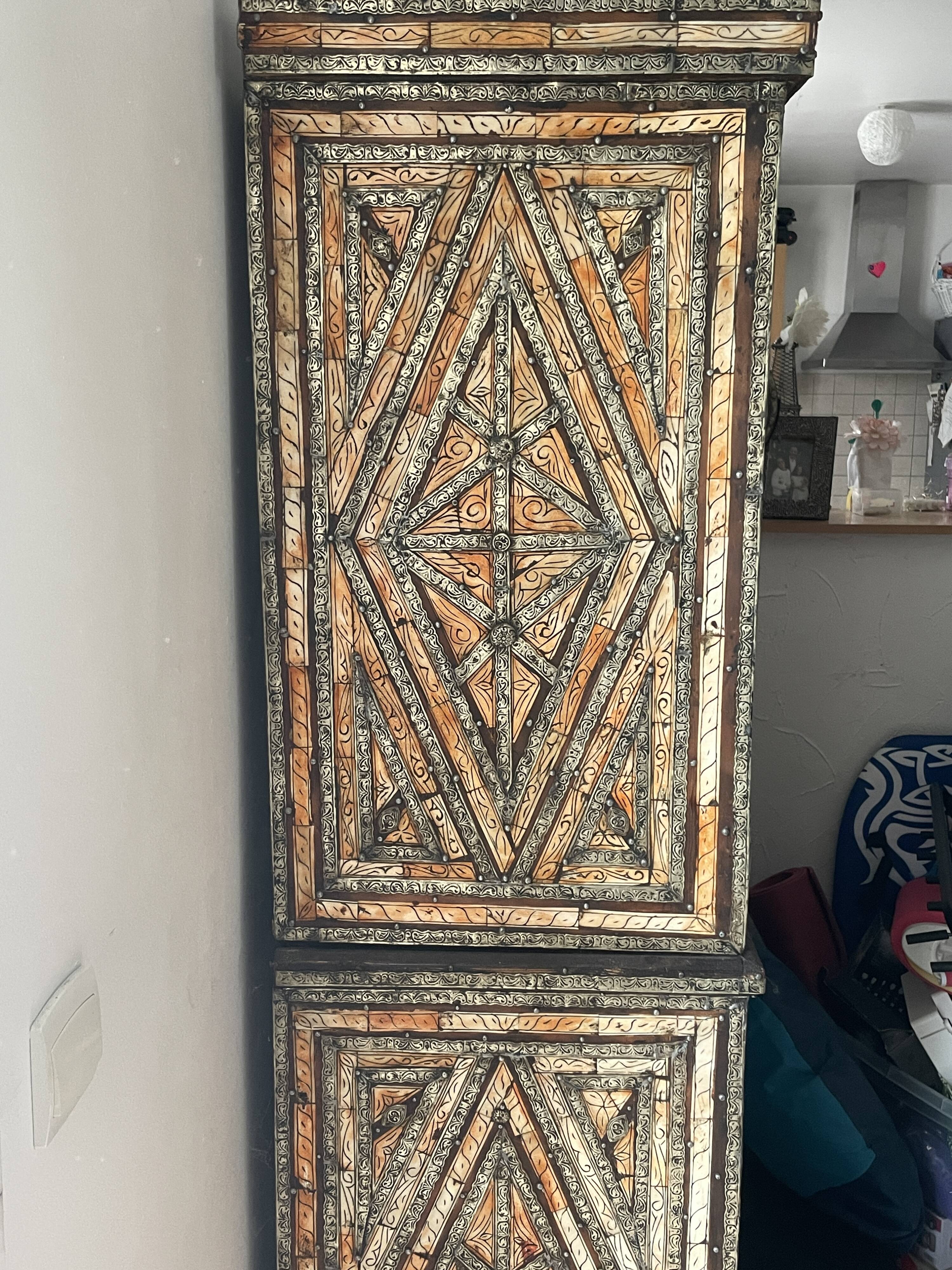 Meuble 2 corps artisanal, Maroc Agadir