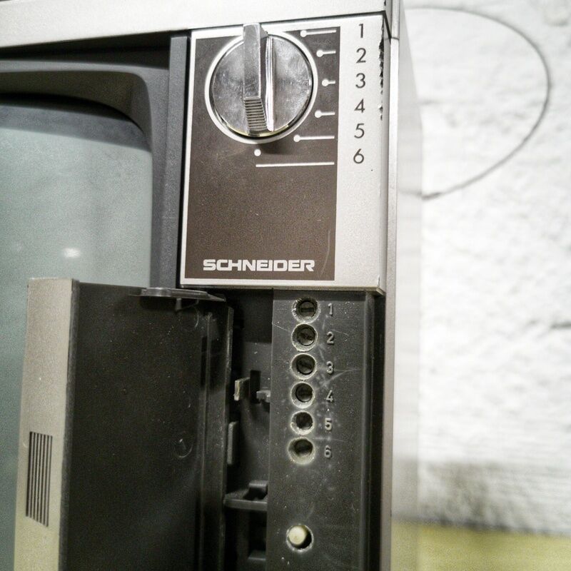 Schneider portable vintage TV