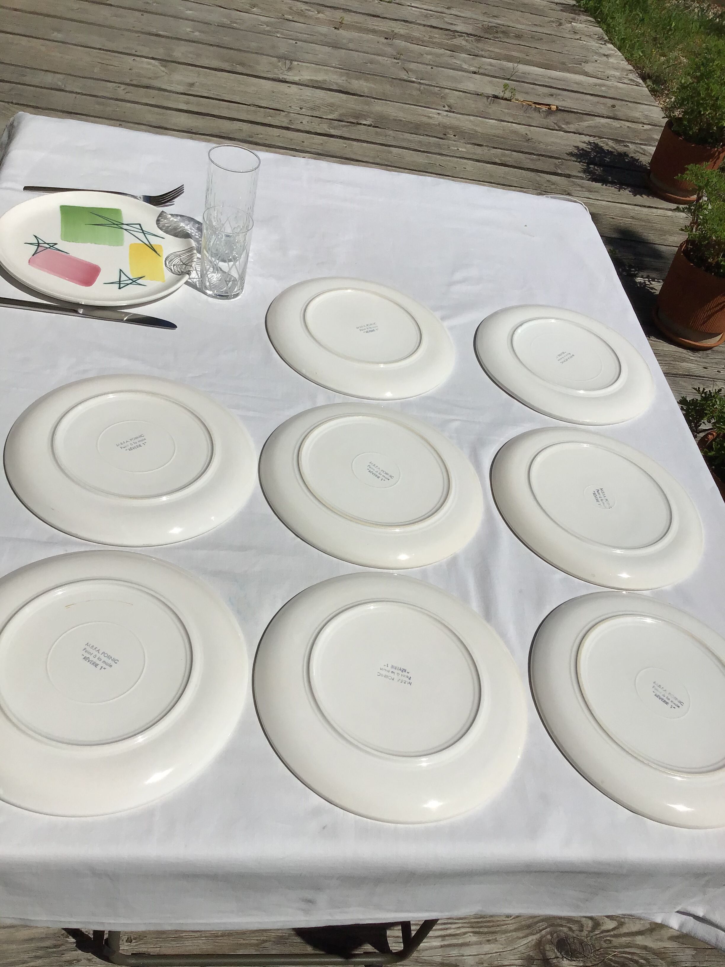 9 assiettes plates 50 MBFA Pornic