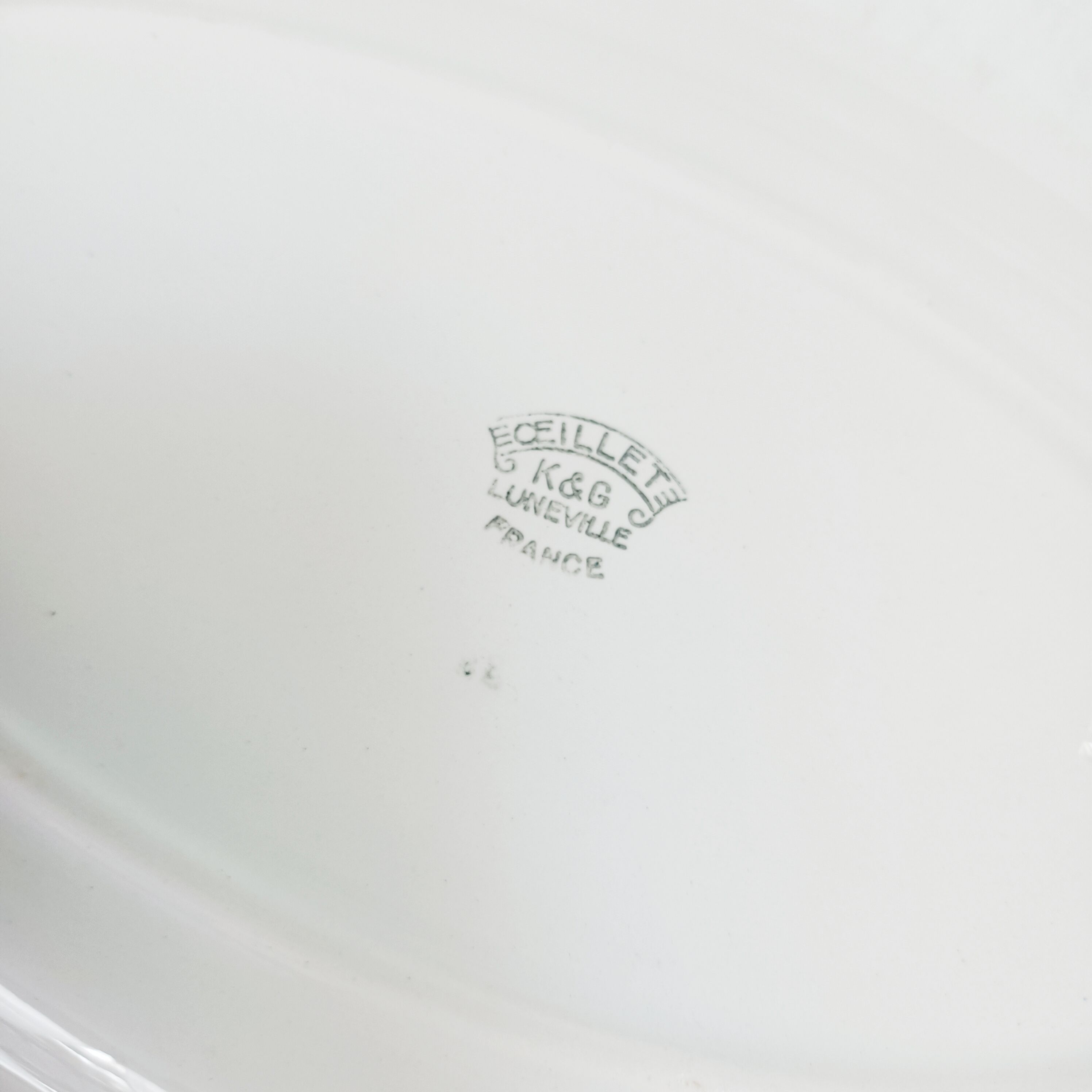 K&G Lunéville Oval Dish Eyelets