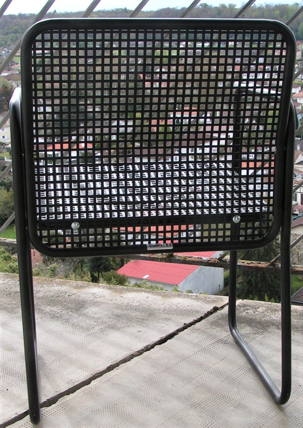 Set of 2 Italian design armchairs from the 80s!