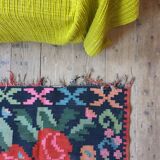 Large Moldavian runner rug with red roses, Romanian floral carpet made by hand with beautiful design 110x265cm