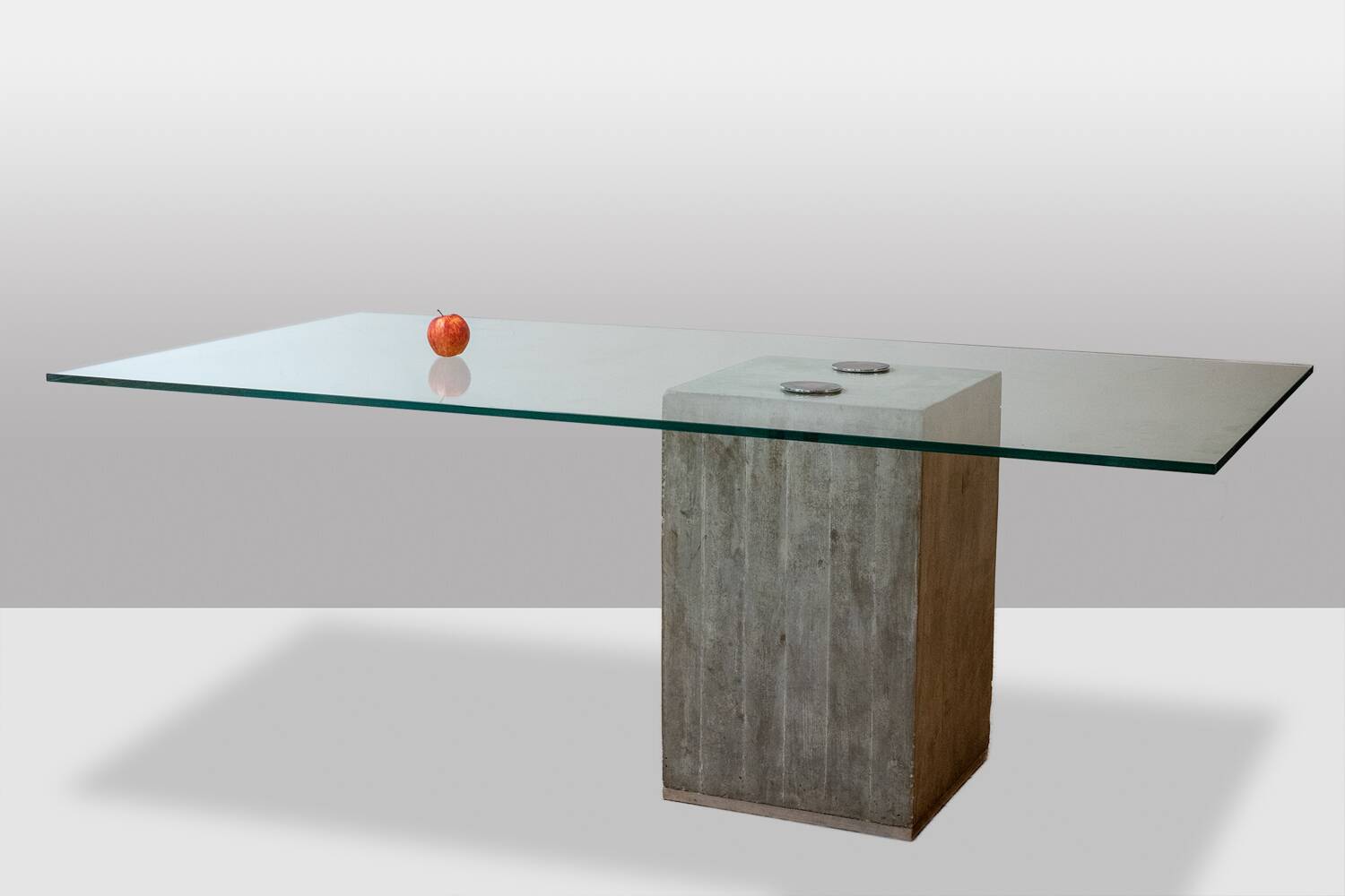 Saporiti. Brutalist and minimalist glass and concrete desk. 1970s.