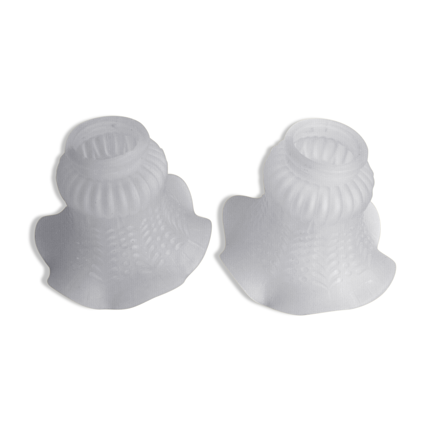 Paire de tulipes en verre moulé pressé 1900