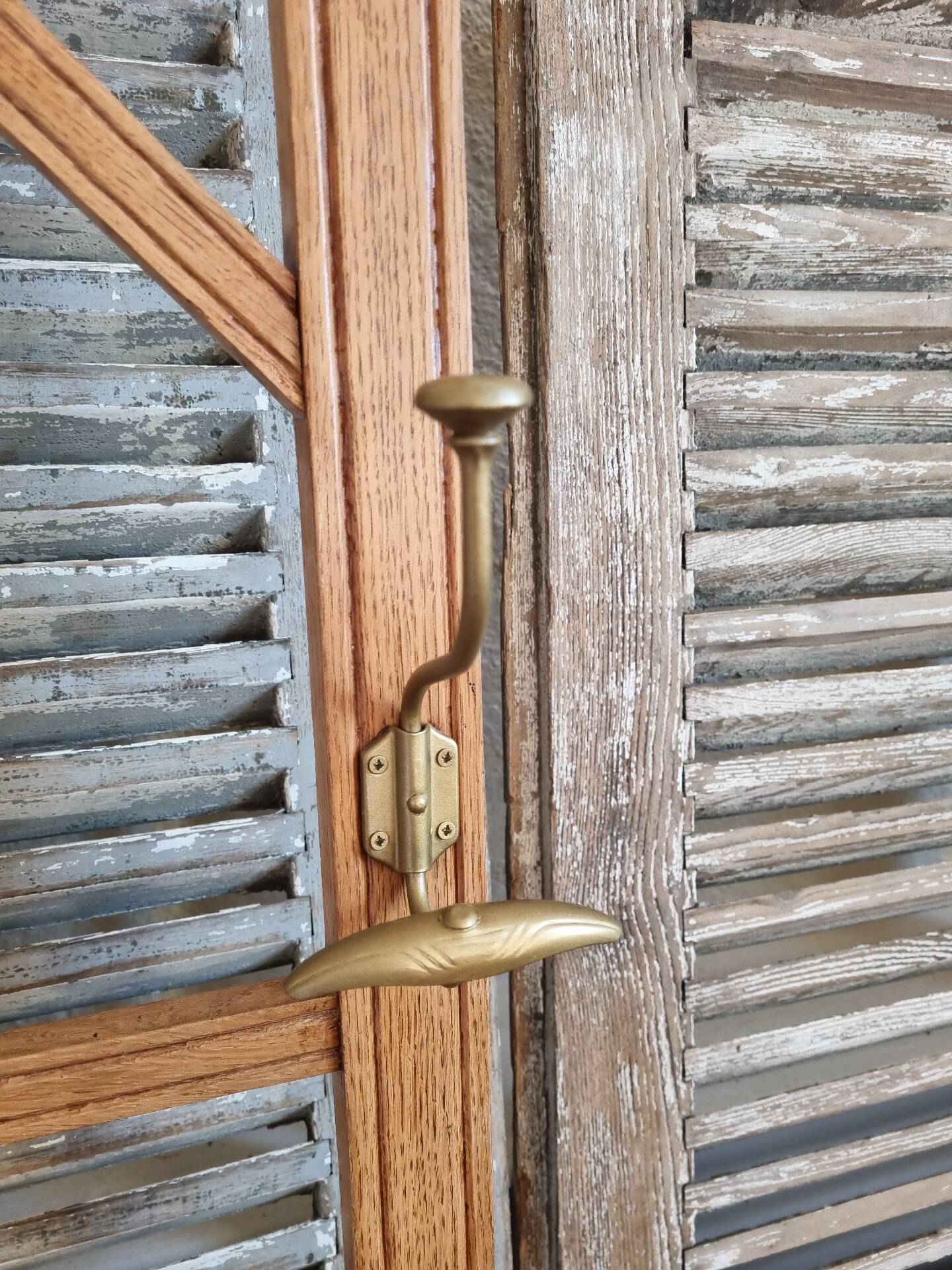 Coat rack