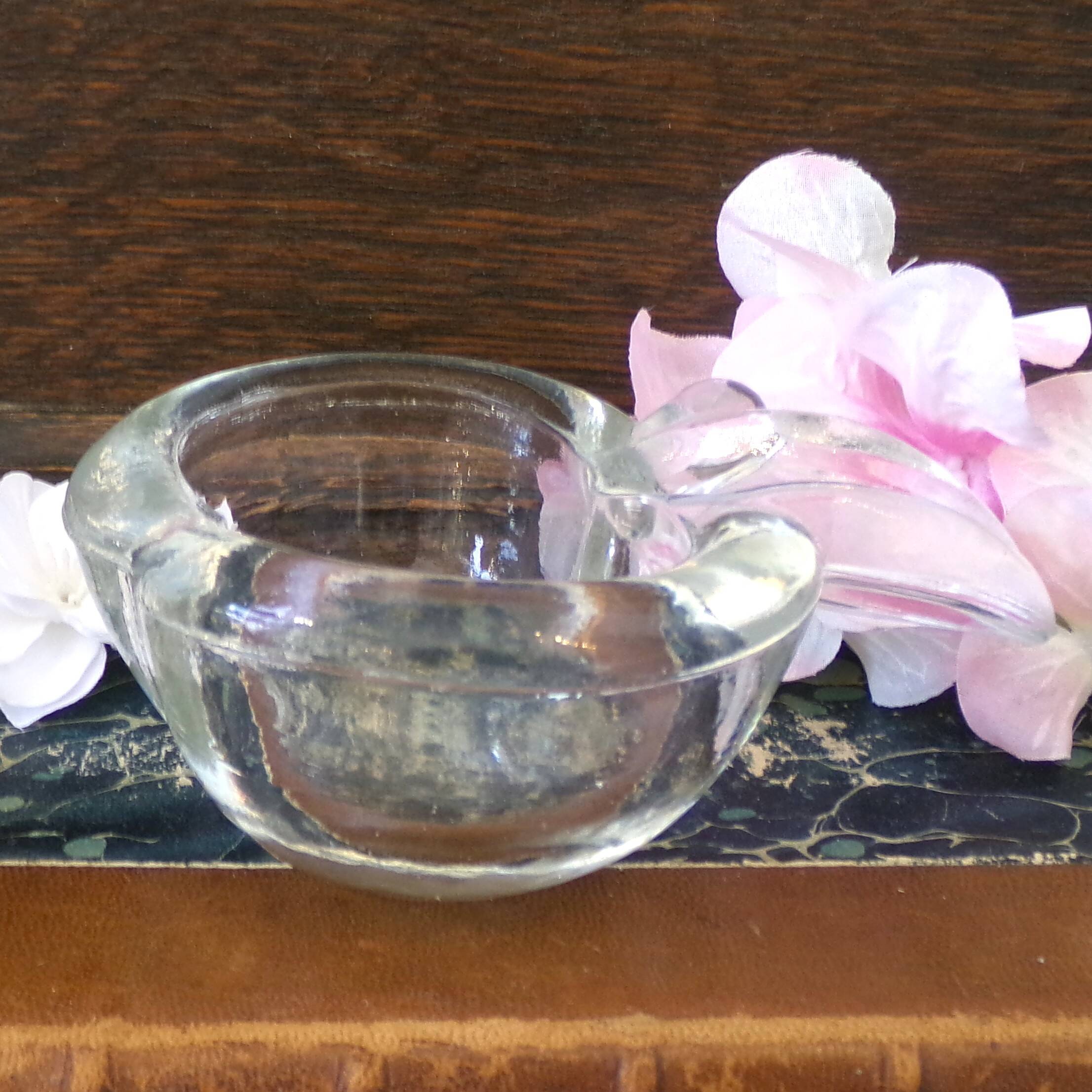 Art Vannes Vintage Crystal Apple Ashtray Trinket Dish Sauce Dish Decorative