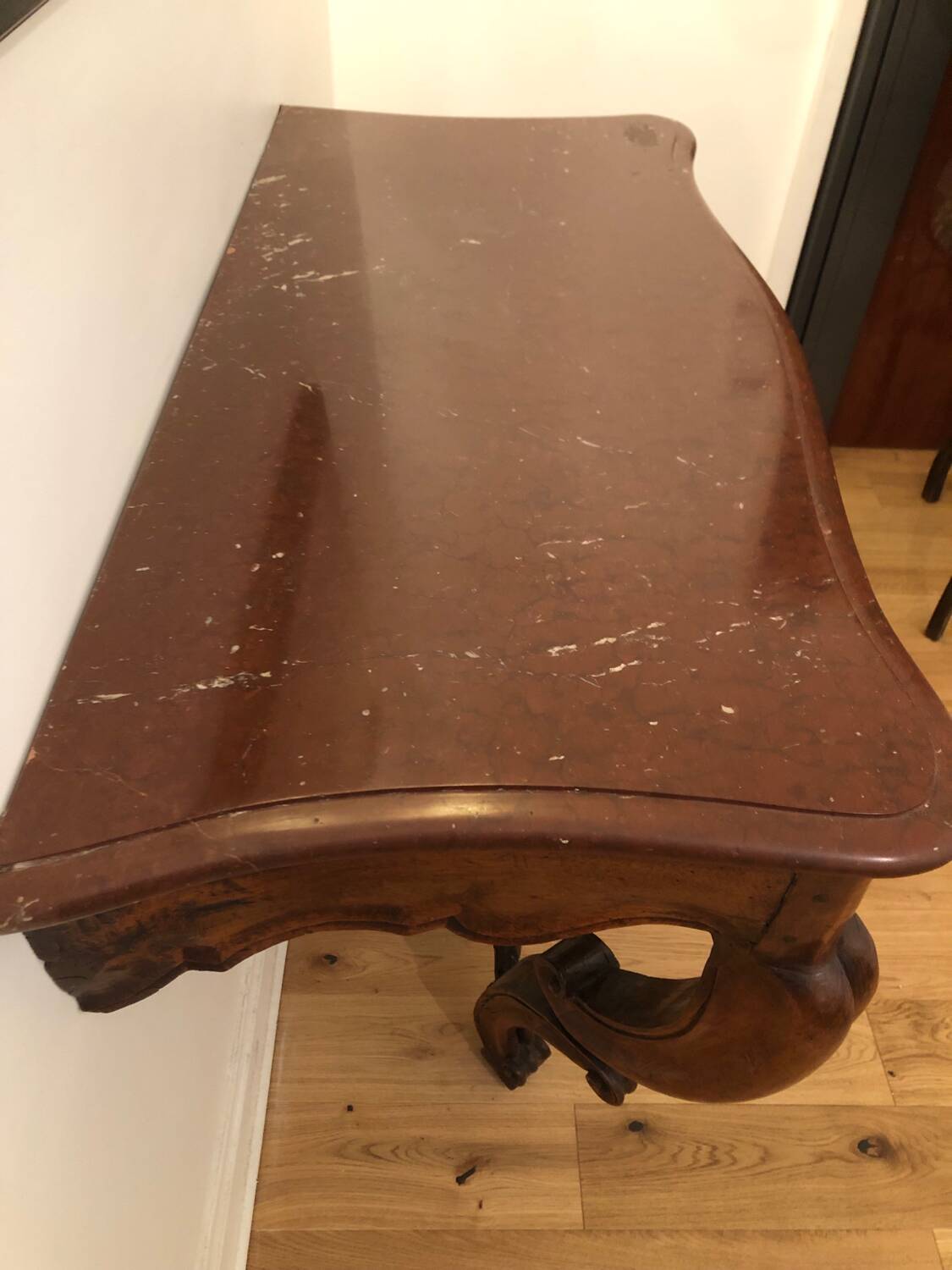 Old console in walnut and marble top