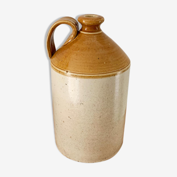 Rum canister with handle