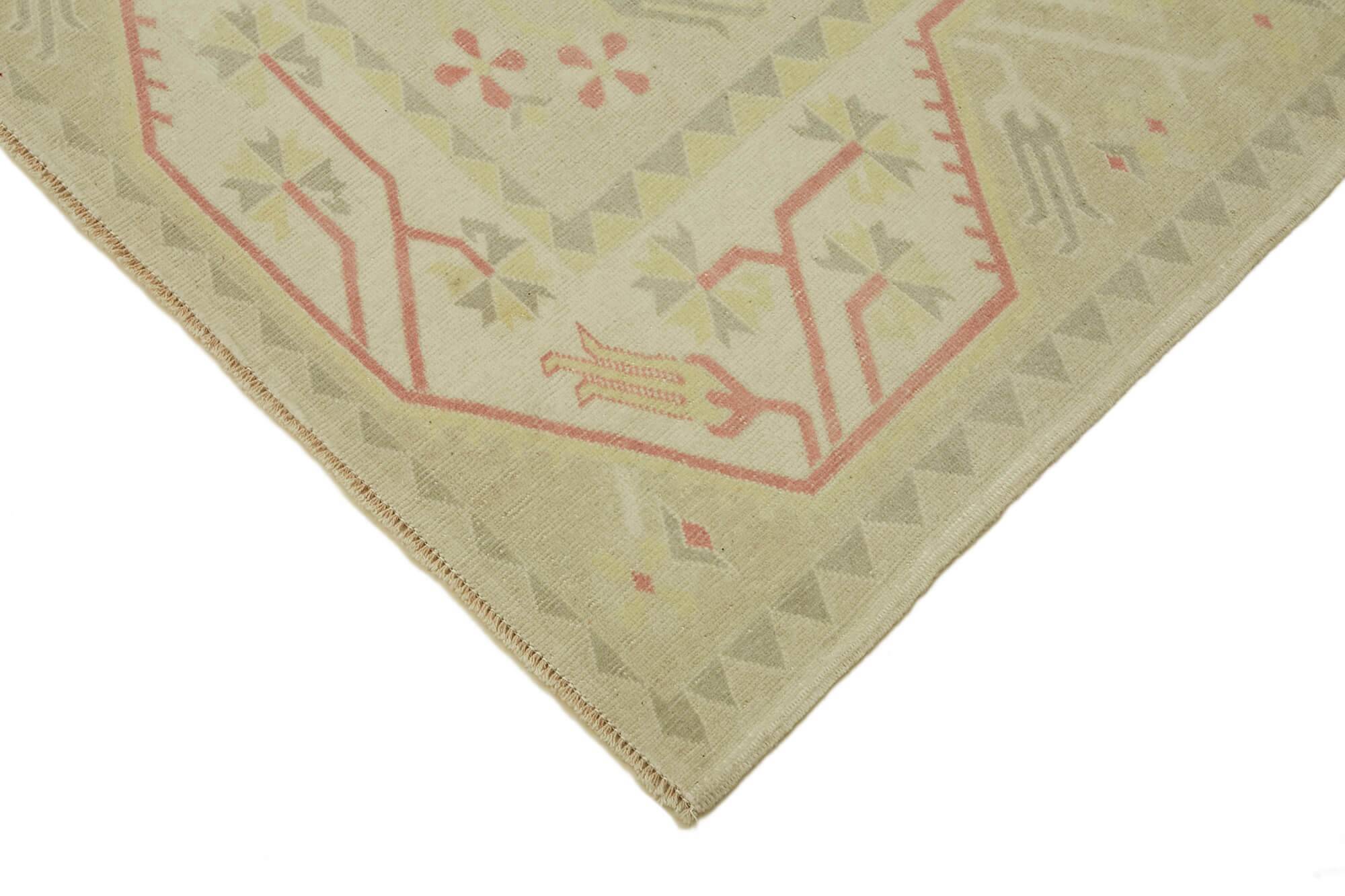 Turkish Vintage Anatolian Rug 196 cm x 270 cm