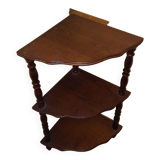 Etagère d’angle sur pieds