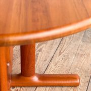 Table ronde extensible en teck de Dyrlund, Danemark