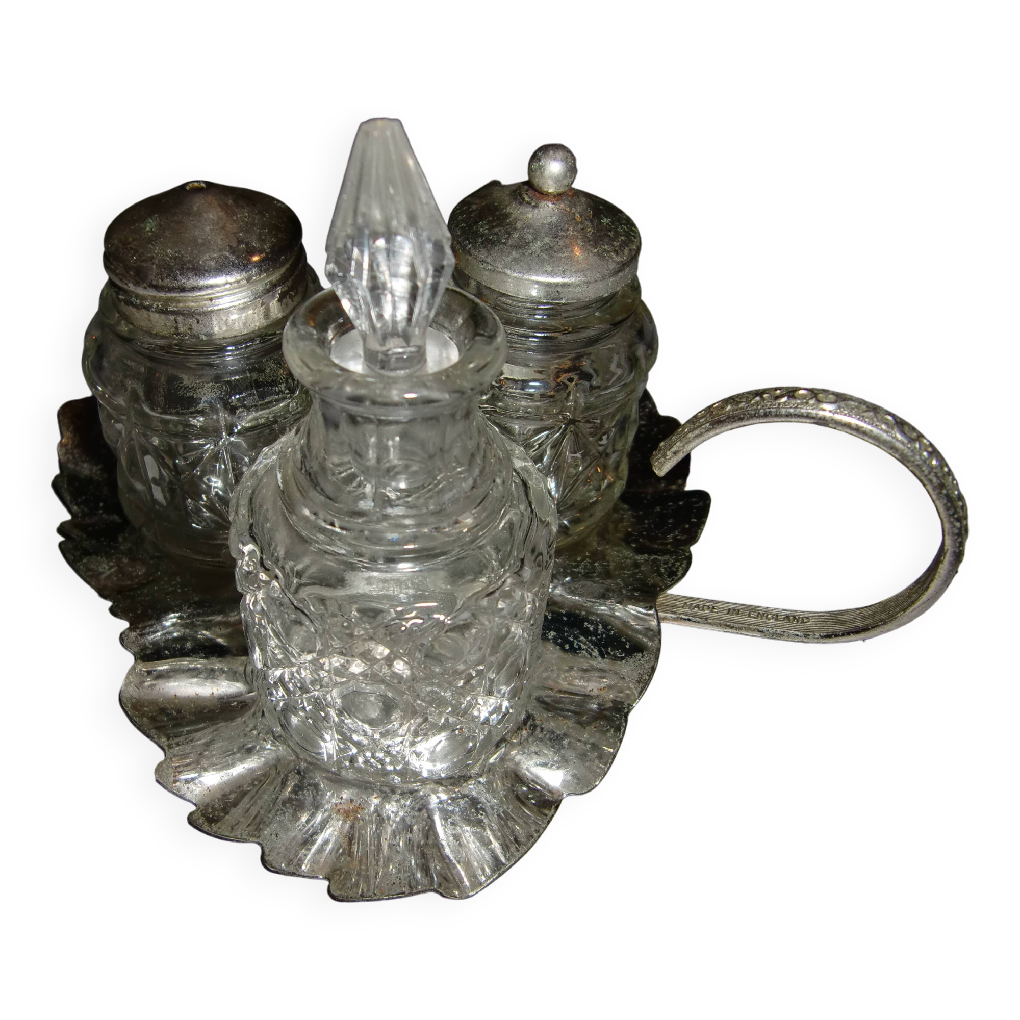 Petit nécessaire de table pour assaissonement des plats