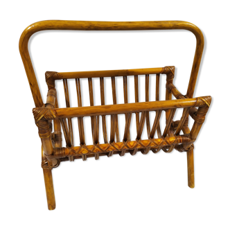 Door newspaper magazine rattan
