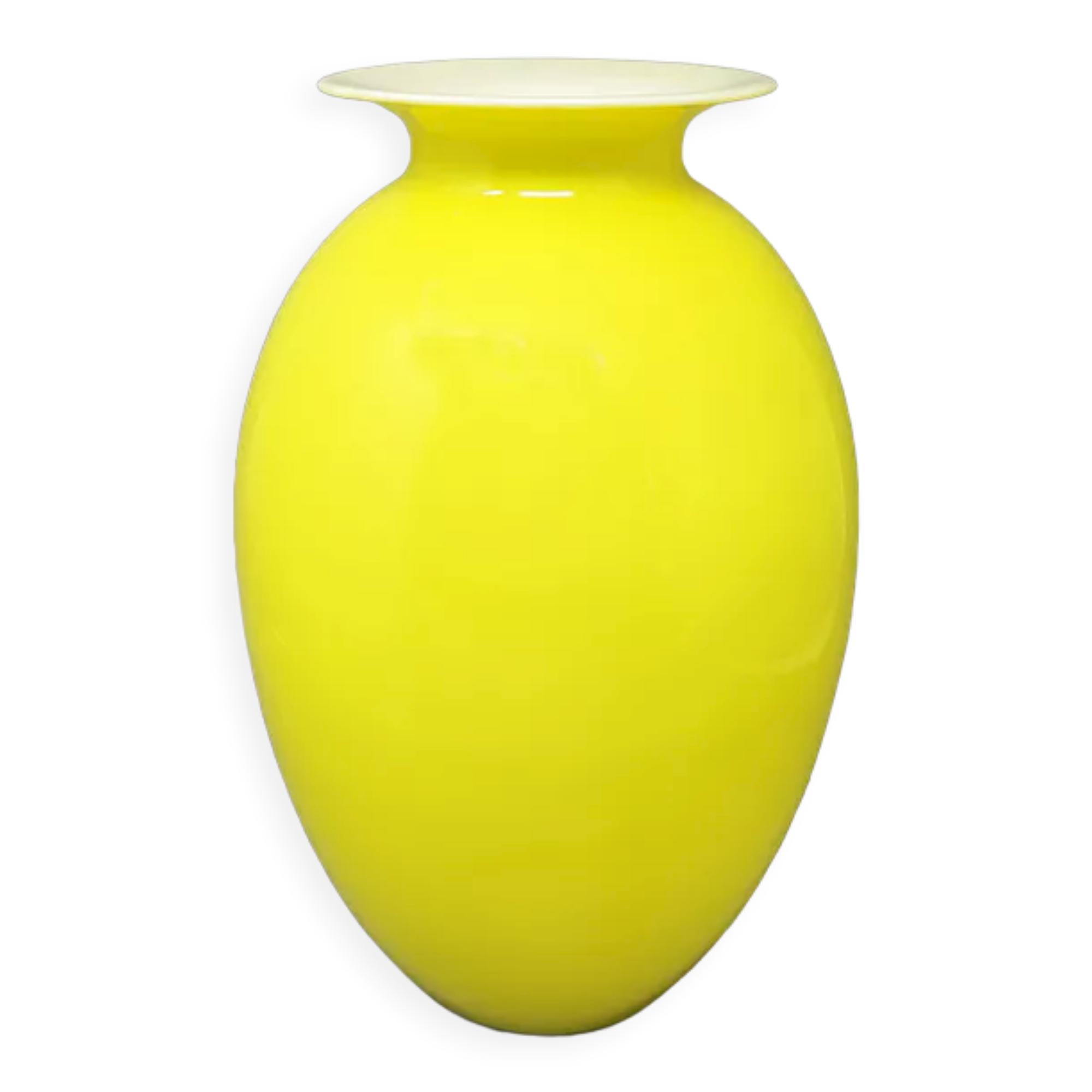 1960s yellow vase by dogi in murano glass. made in italy
