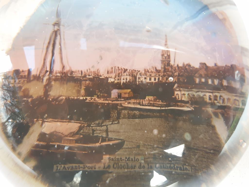 Crystal paperweight Saint-Malo vintage 1900