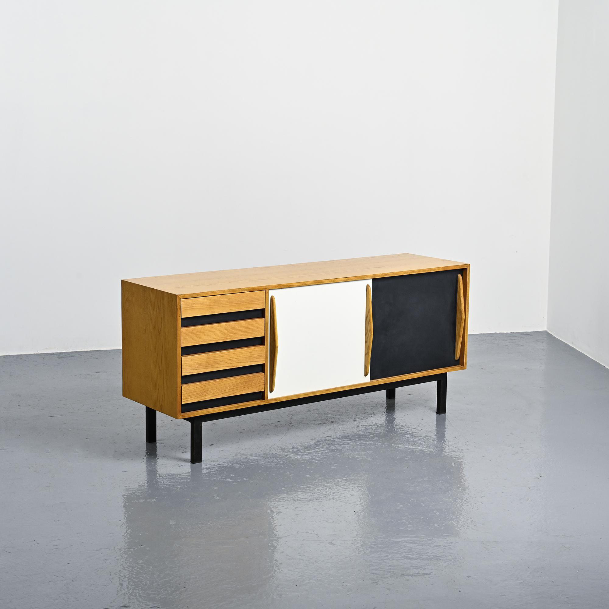 Enfilade Cansado par Charlotte Perriand, circa 1960
