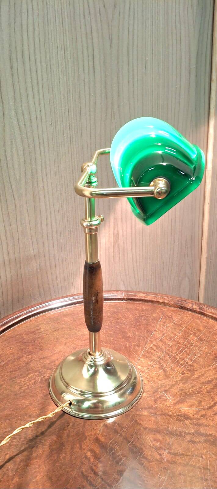 Lampe de bureau ministérielle Churchill en verre vert et laiton