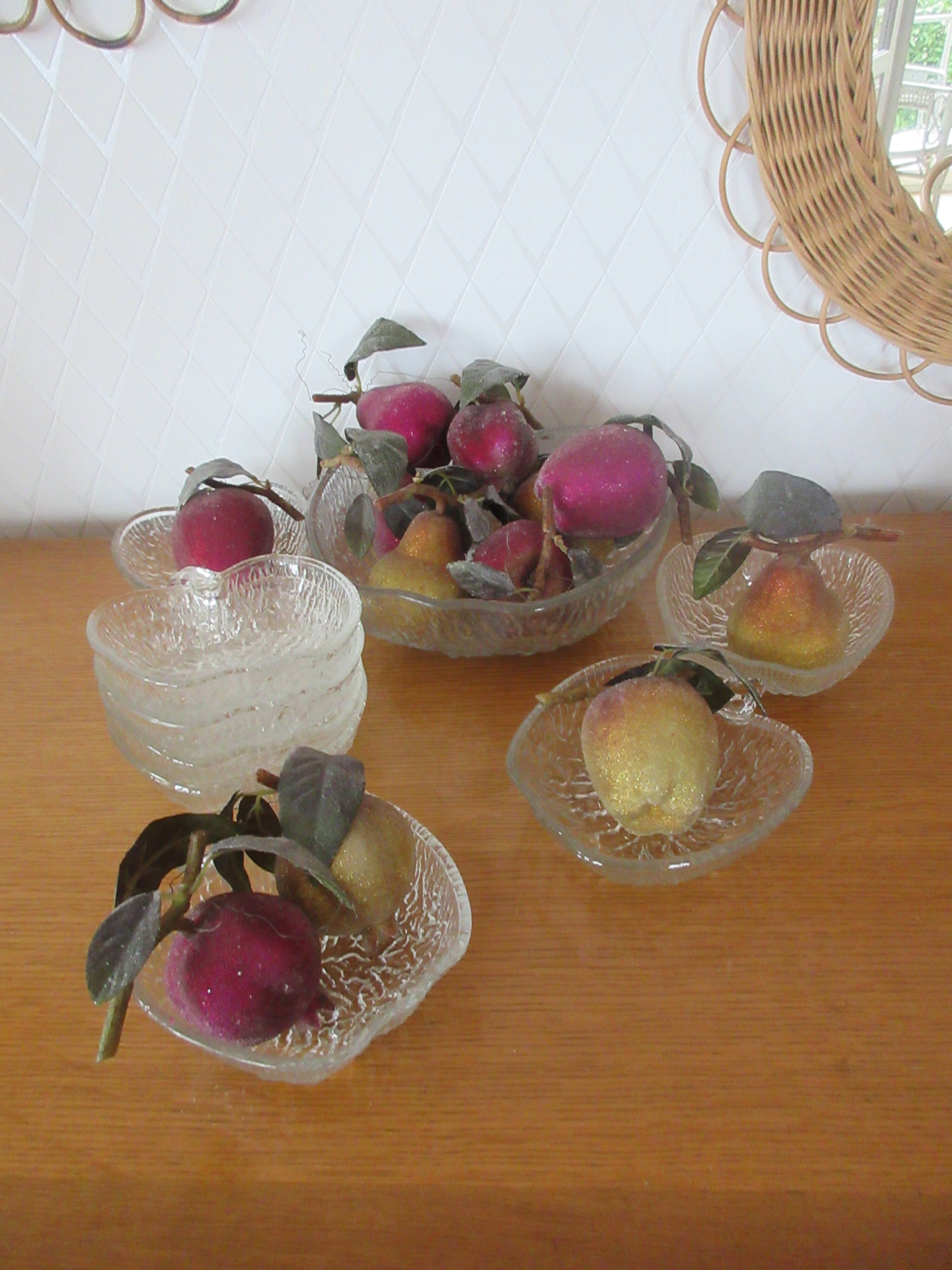 Vintage fruit salad serving in the shape of apples 1 salad bowl 8 cups