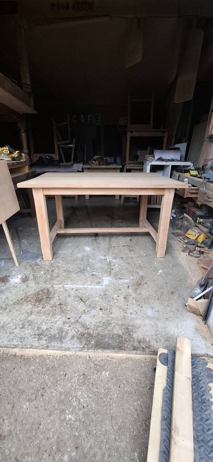Farmhouse table with extension
