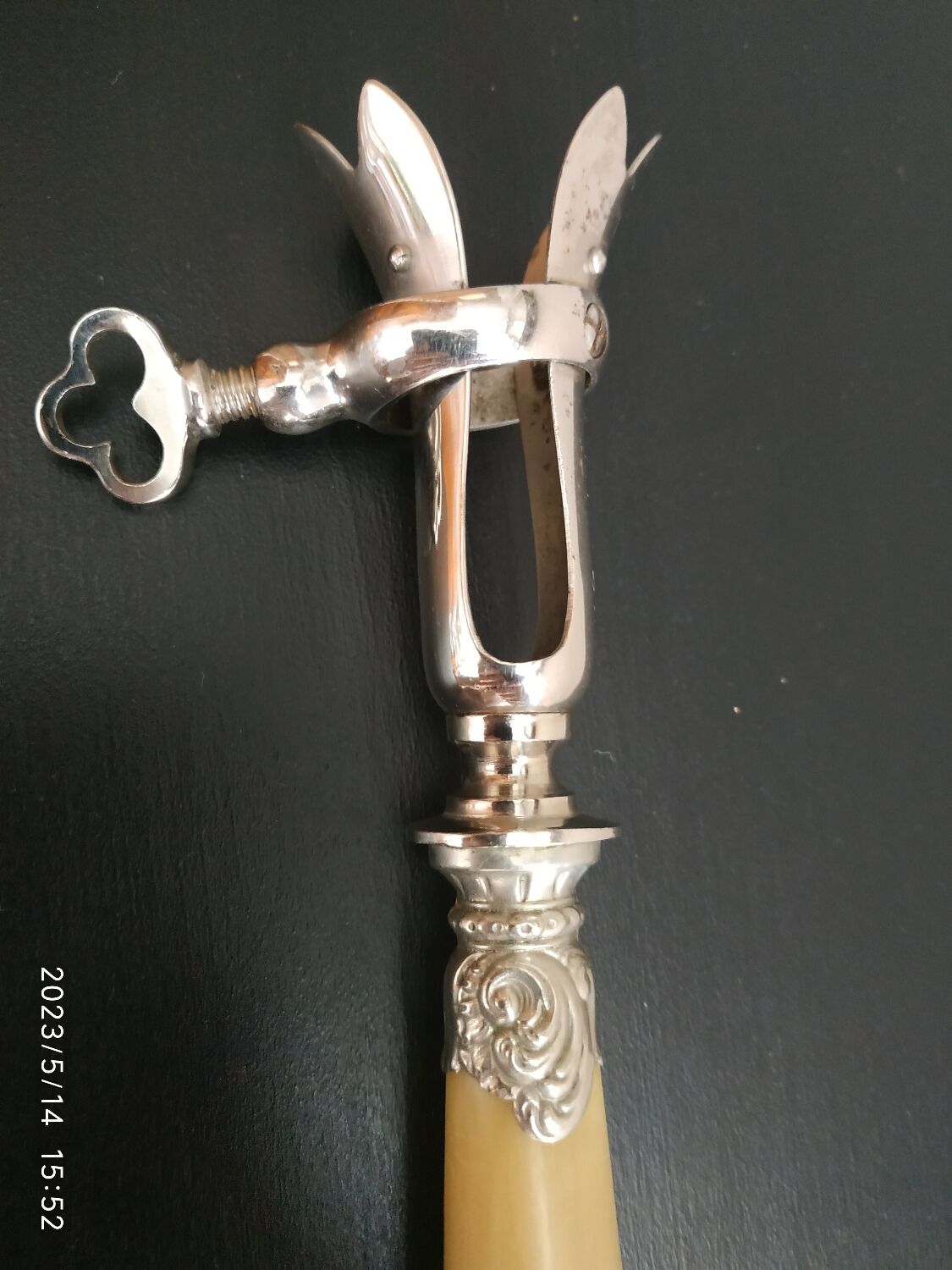 Service à gigot