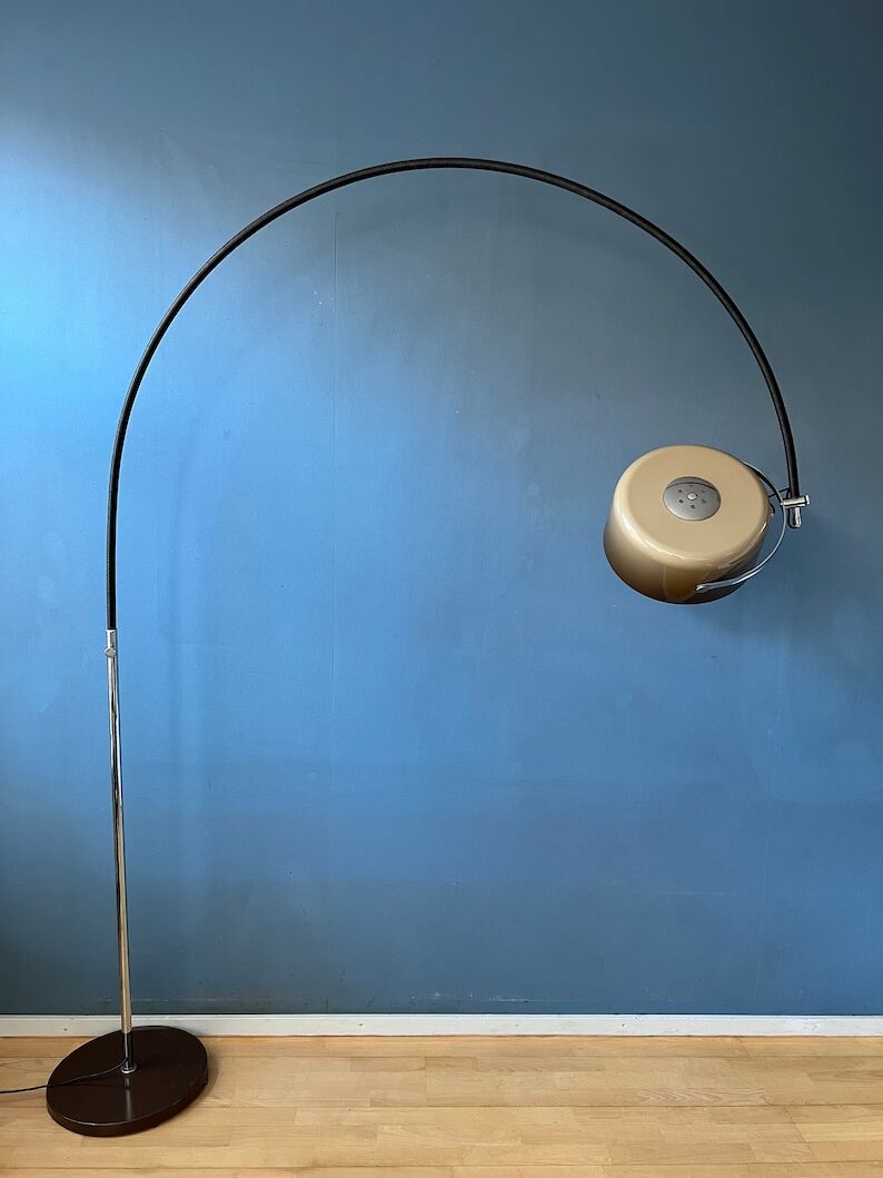 GEPO arch floor lamp with beige 'Bucket' lampshade