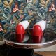 Paire d'appliques vintages plastique et verre en opaline blanc
