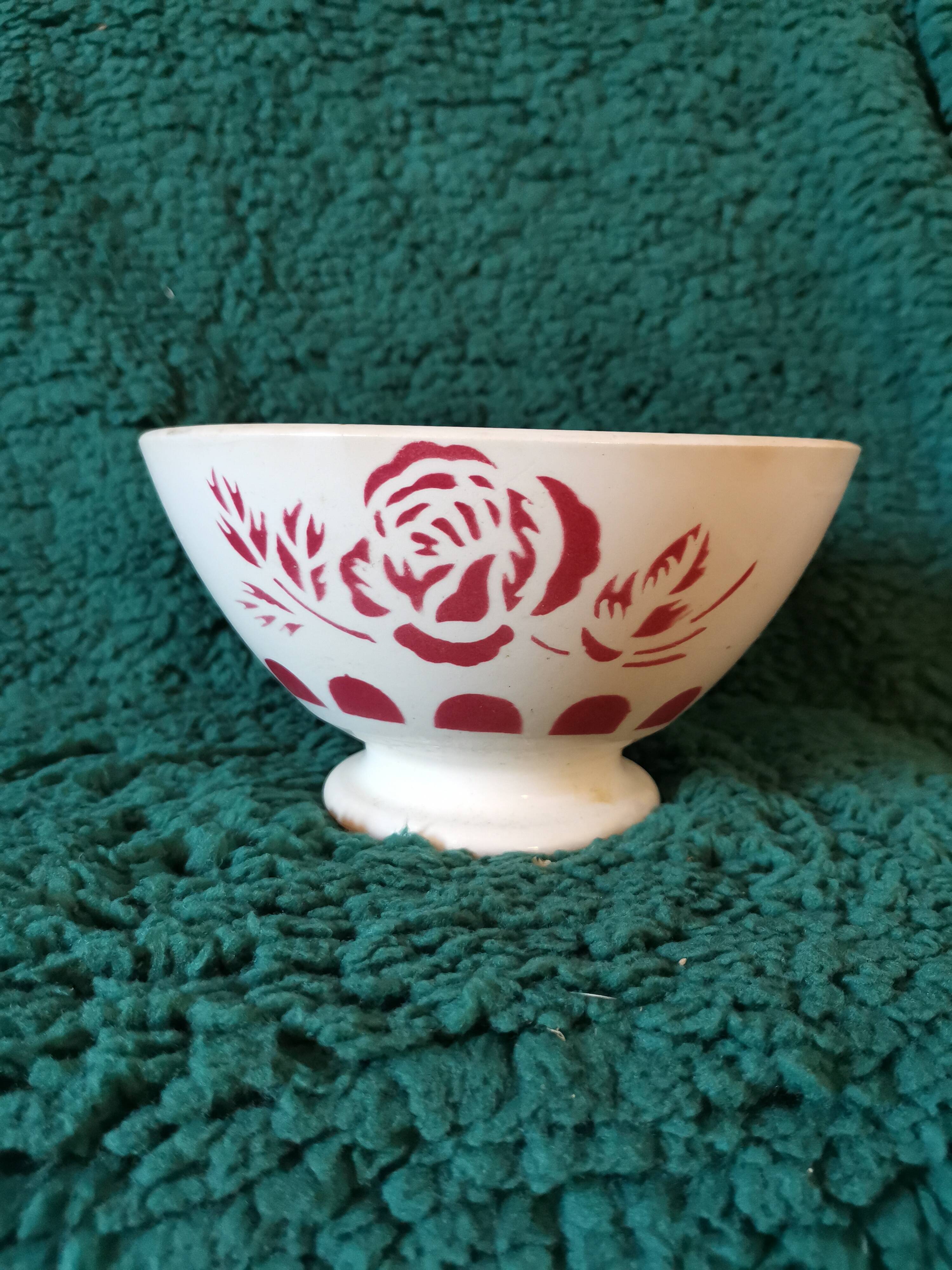 Old bowl Digoin pink red