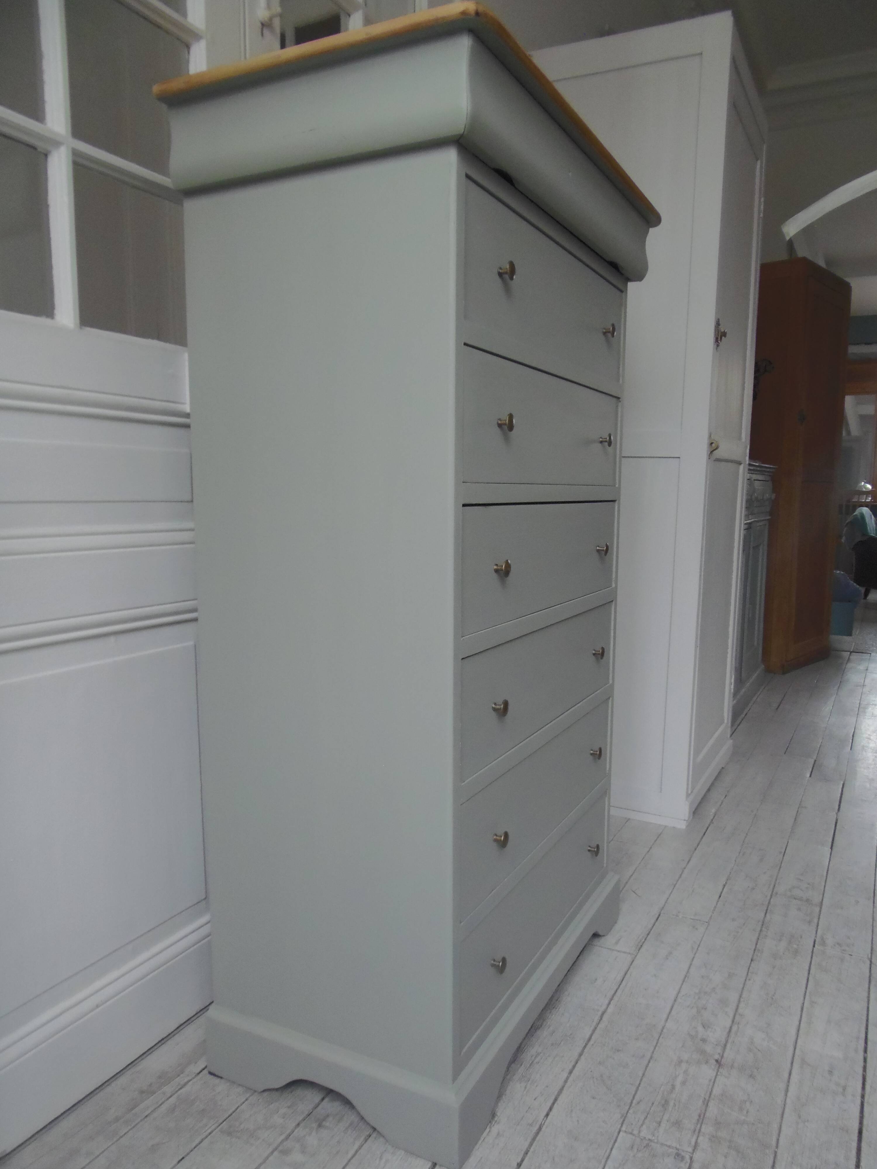 Louis Philippe style chest of drawers, 7 drawers, in verdigris, wooden top