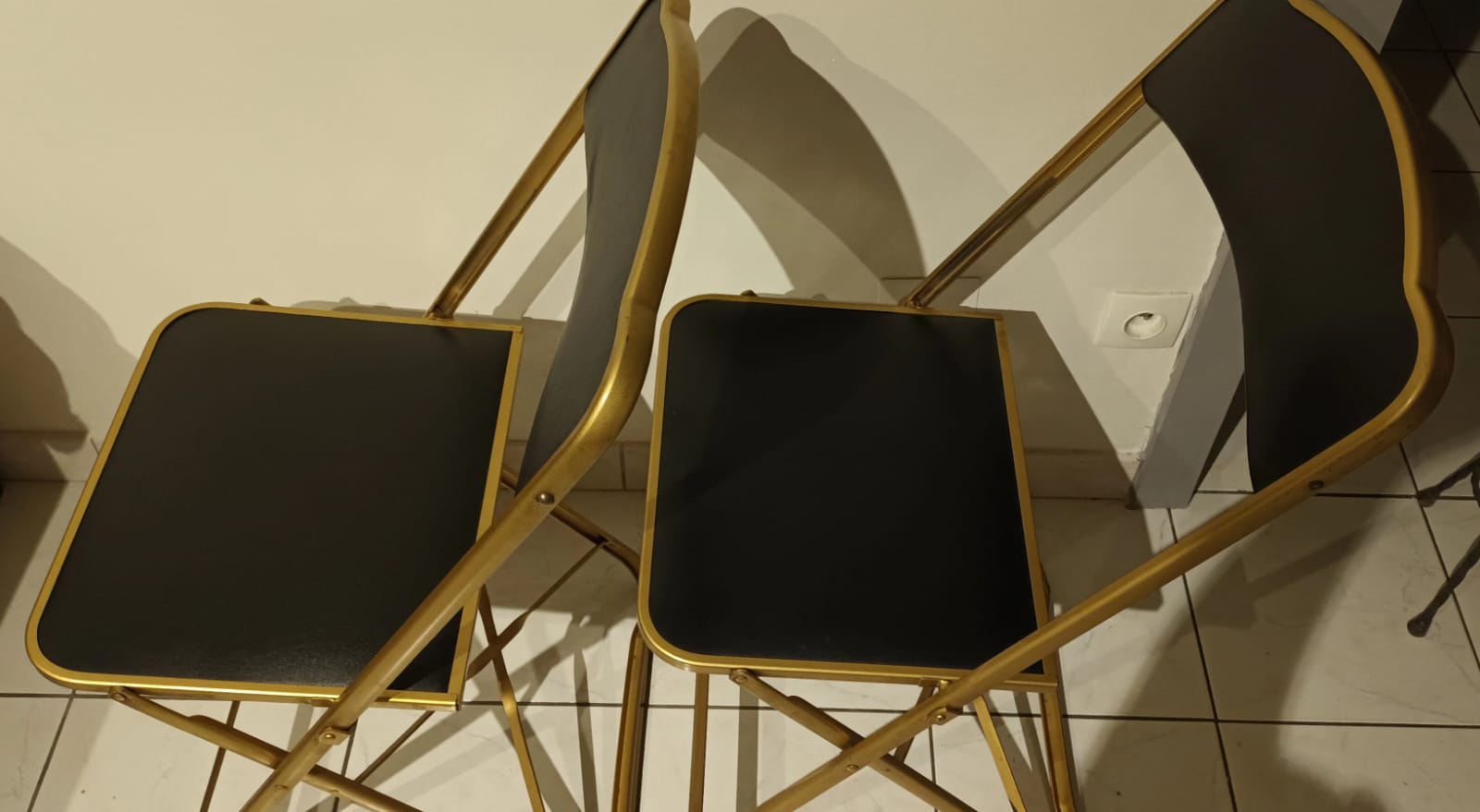 Pair of Chaisor folding chairs