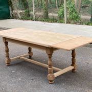 Renovated extendable farmhouse dining table in oak, 20th century, 170-250cm.