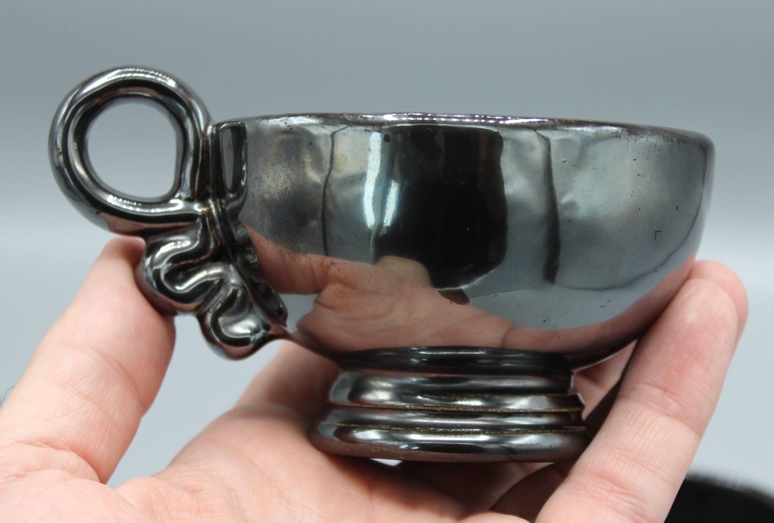 2 vintage design ceramic cups accolay