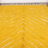 Ecru Moroccan rug with geometric patterns 250cm x 150cm