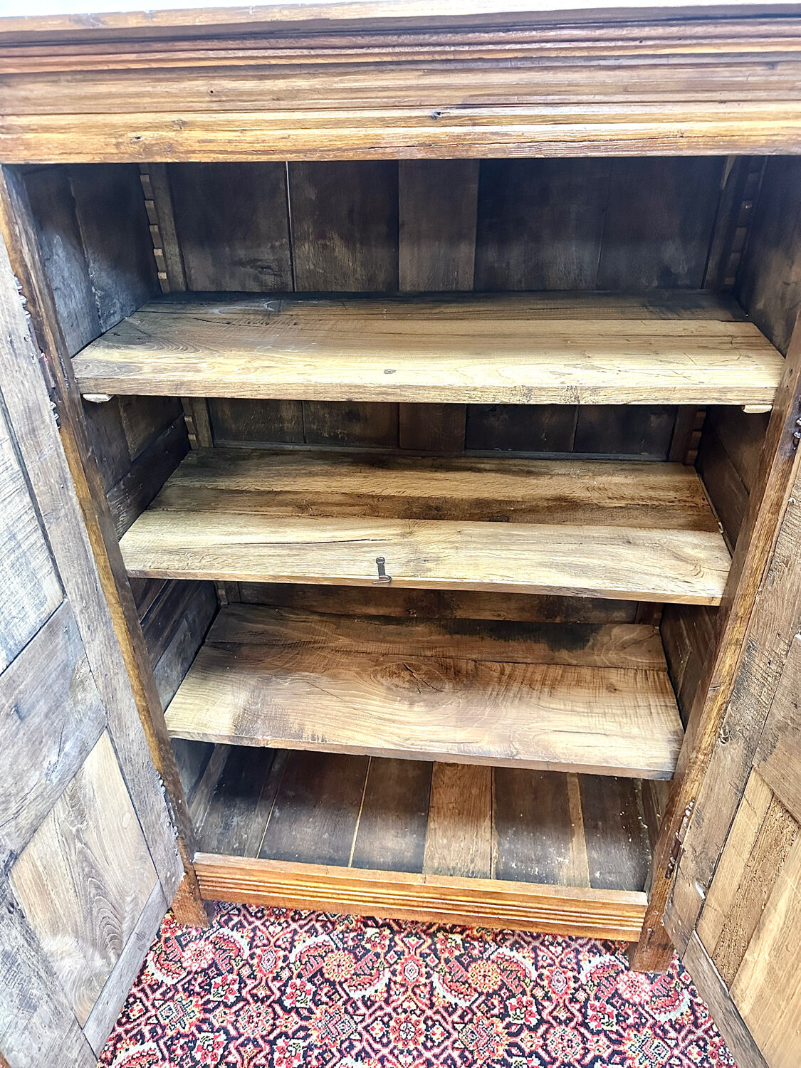 Armoire parisienne bois massif
