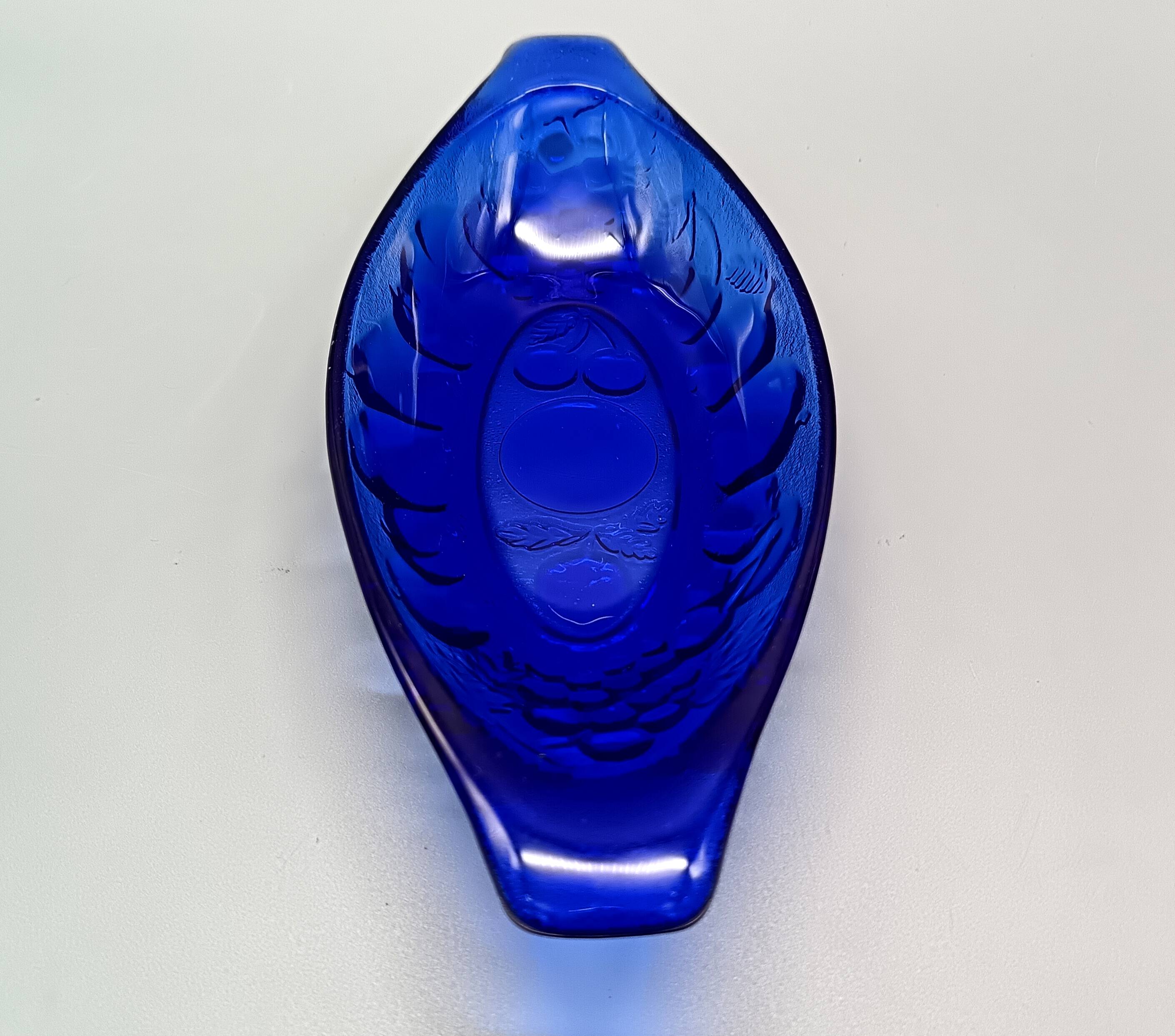 6 vintage LUMINARC France cobalt blue ice cream cups, "gourmet" model