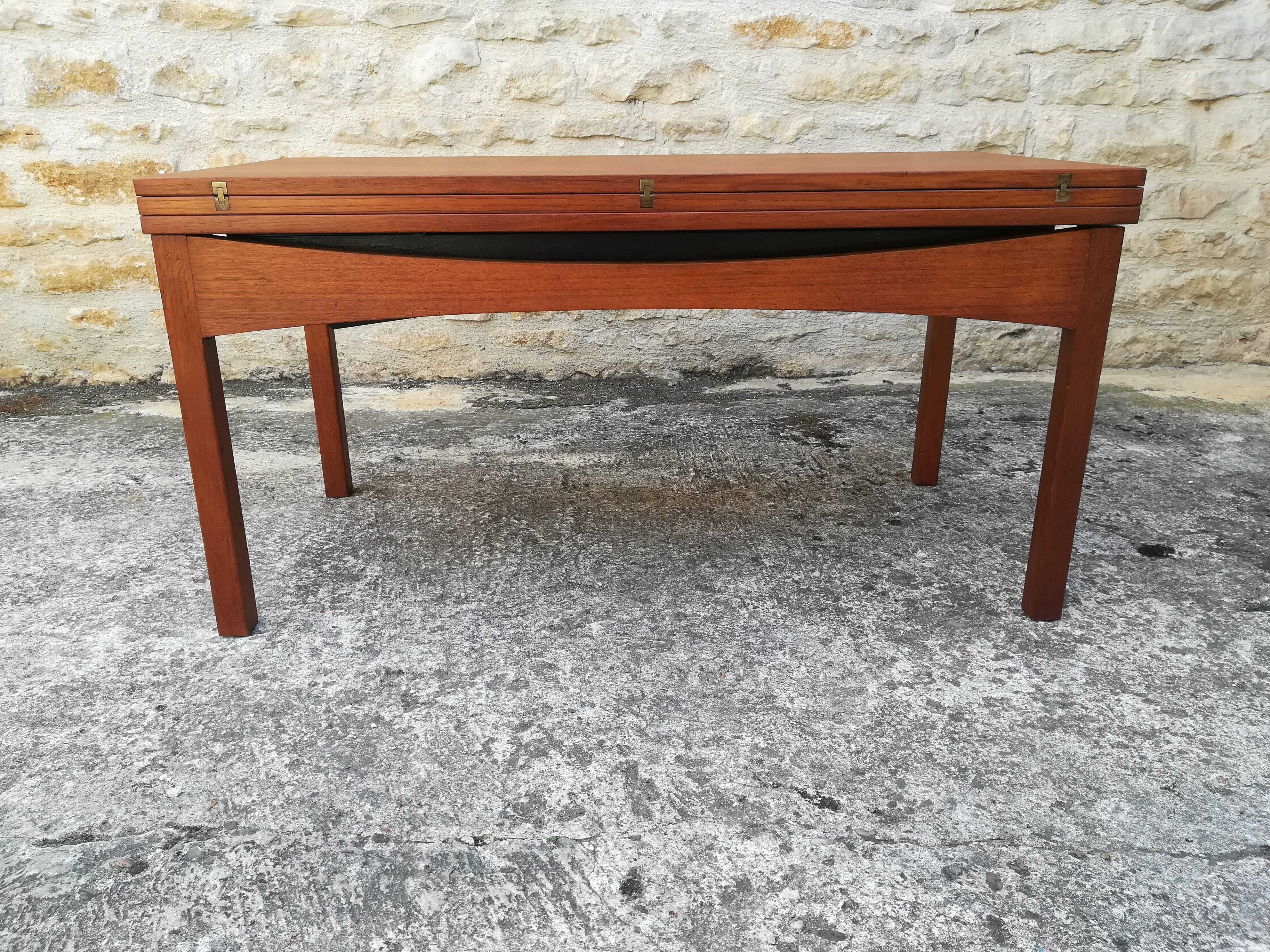 Modular teak table